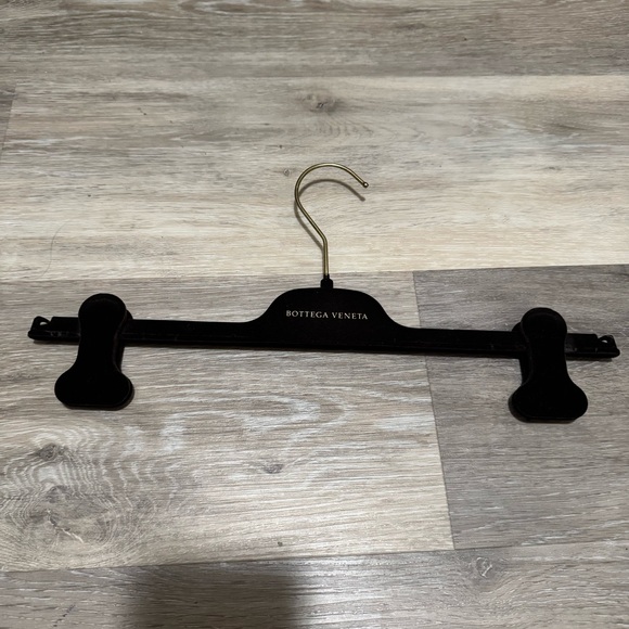 Bottega Veneta Brown Velvet 15" Pants Hangers with Gold Hardware - Picture 1 of 1